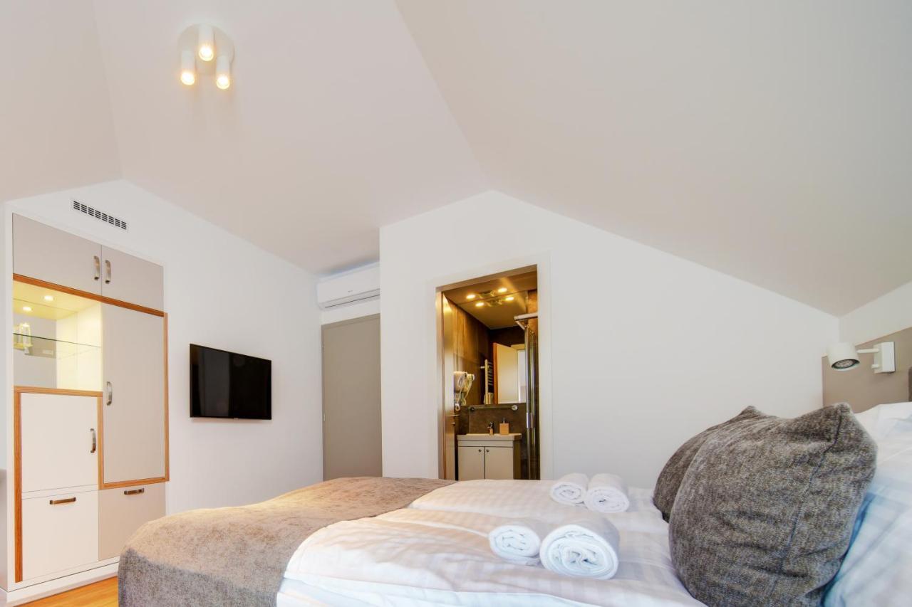 Fekete Sas Motel Esztergom Luaran gambar